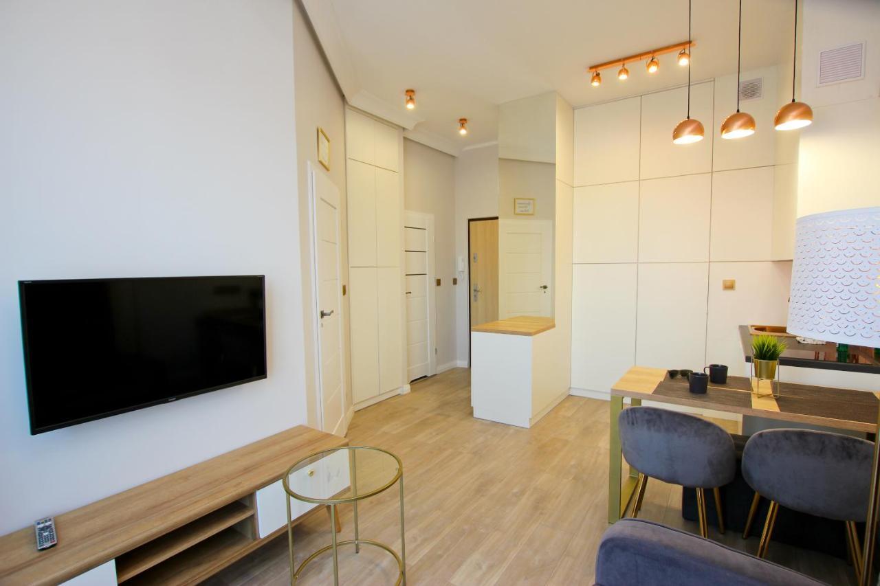 슈비노우이스쳬 Visit Baltic - Platan Tower Victoria 아파트 외부 사진